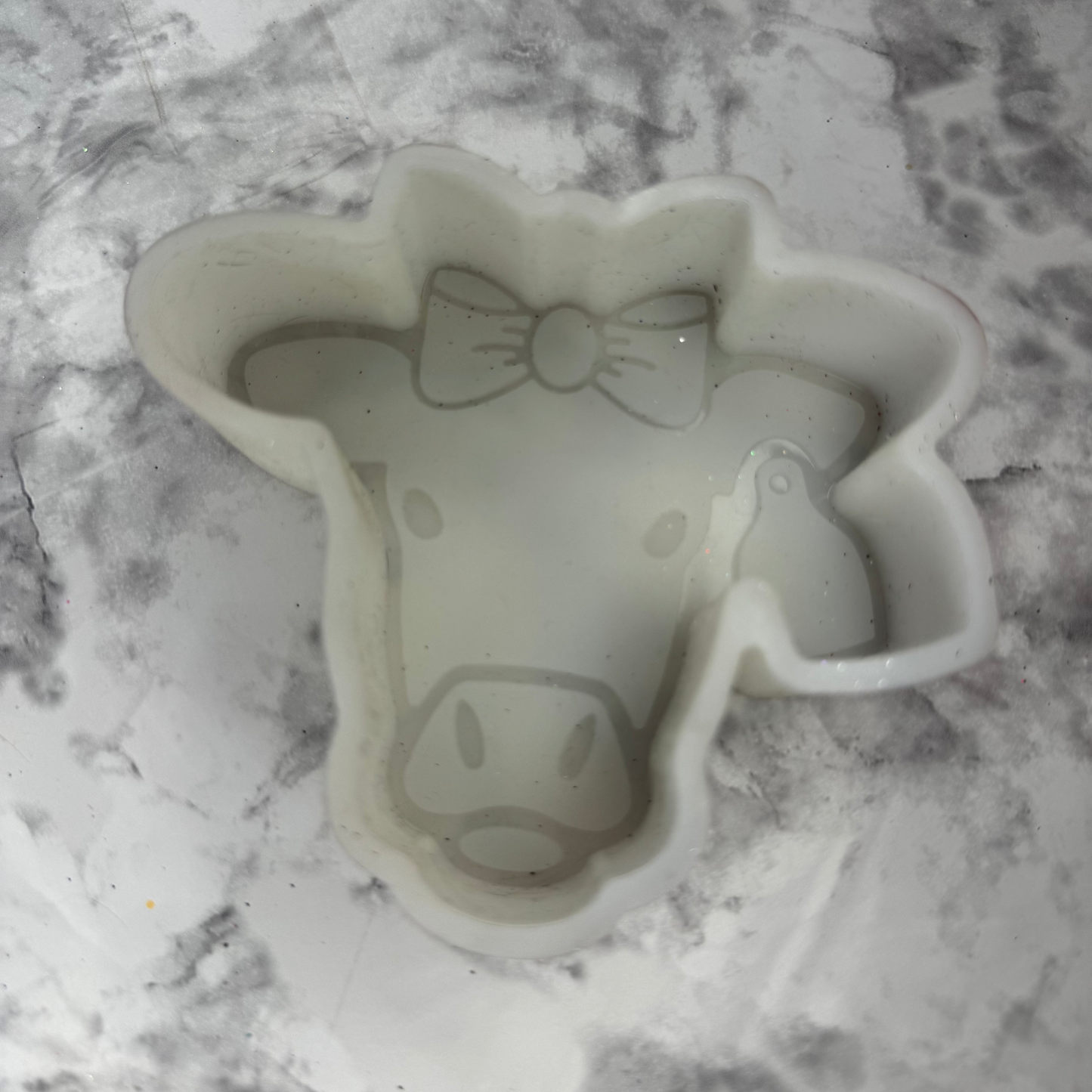 Cow Head w/ Bow & Ear Tag